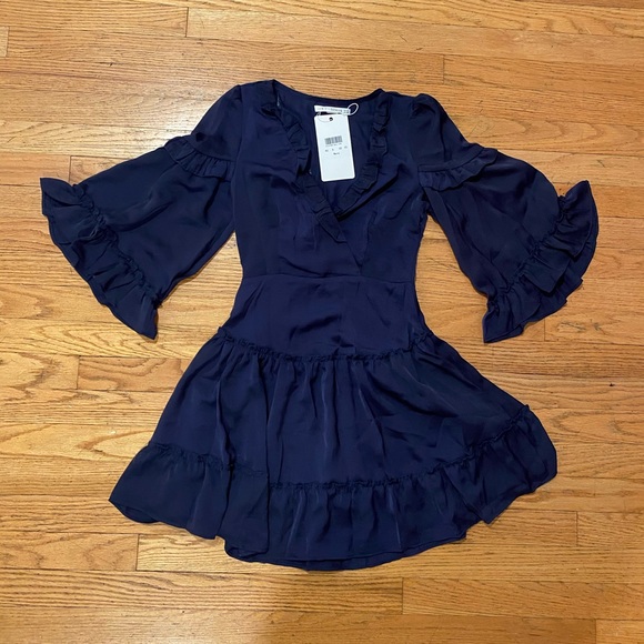 Selfie Leslie Dresses & Skirts - 💕Selfie LESLIE NWT Blue Dress💕